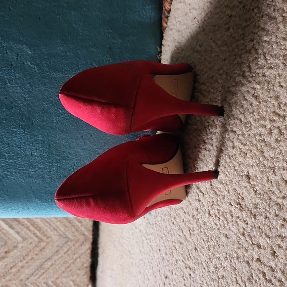 Red bow heels - Picture 2 of 7